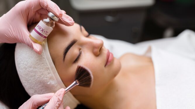 PRX-T33 Skin Booster – Η Απόλυτη Αναγέννηση του Δέρματος